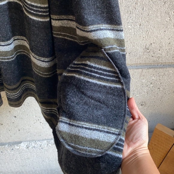 🤍Tribal Open Front Drape Sweater in Moss Colorway - Picture 12 of 17